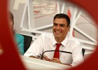 Sánchez afronta su primer debate sobre la posición ideológica del PSOE Sánchez afronta su primer debate sobre la posición ideológica del PSOE
