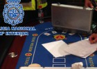 La Policía desmantela una timba de póquer con 470.000 euros en juego
