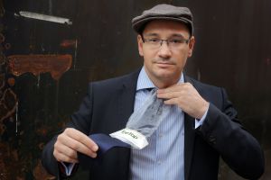 Fernando Navarro shows off his tie protector.