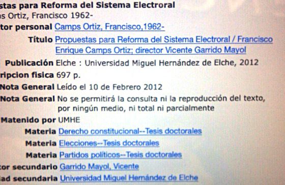 Texto que figura sobre la tesis de Francisco Camps en la base de datos de la Universidad Miguel Hernández de Elche.