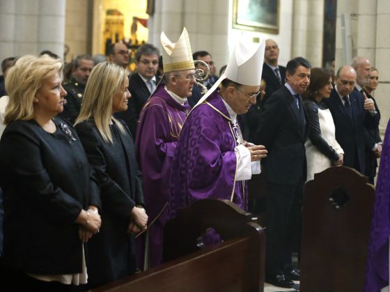 El arzobispo de Madrid, Carlos Osoro (c), en la misa por el undécimo aniversario del 11-M.