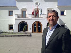 Luis Partida, alcalde de Villanueva de la Cañada (Madrid), el pueblo más grande con el mismo alcalde desde 1979.