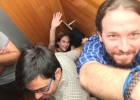 Iglesias y Colau, encerrados en el ascensor del Ayuntamiento