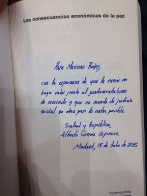 La dedicatoria de Garzón a Rajoy en el libro de Keynes