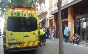 Cues per votar, en una jornada electoral entre turistes