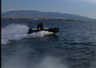 Dos narcos se ponen a pescar para disimular al rodearles la Armada