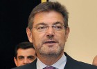 Becerril pide una explicación a Justicia por los impagos a fiscales