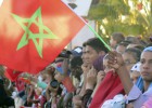 El rey de Marruecos, aclamado por una multitud en el Sáhara