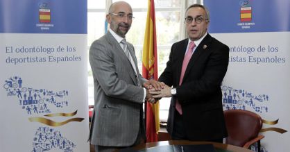 Ernesto Colman (izquierda) con el presidente del Comité Olímpico Español, Alejandro Blanco, durante la firma de un convenio, en una imagen de Facebook. Ernesto Colman (izquierda) con el presidente del Comité Olímpico Español, Alejandro Blanco, durante la firma de un convenio, en una imagen de Facebook.