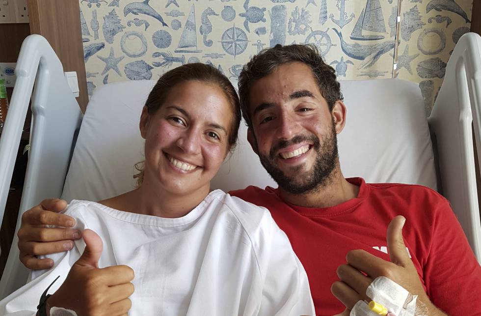 Spaniards Marta Miguel and David Hernández in the Hospital Gleneagles in Malaysia.