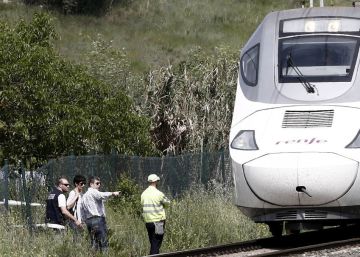 Muere una niña de dos años atropellada por un tren en Navarra Muere una niña de dos años atropellada por un tren en Navarra