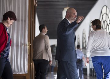 El jutge dels ERO processa Chaves i Griñán per prevaricació i malversació