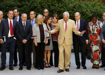 Fernández Díaz y Margallo alertan sobre el “peligro” del ‘sorpasso’ Fernández Díaz y Margallo alertan sobre el “peligro” del ‘sorpasso’