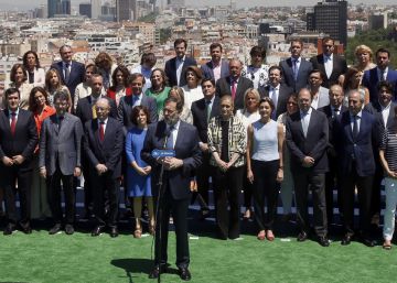 El PP gana en 26 provincias y los socialistas solo en dos El PP gana en 26 provincias y los socialistas solo en dos