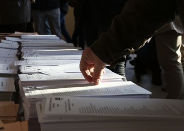 El 10% de indecisos duda votar entre PP y Ciudadanos, y el 9,4% entre PP y PSOE El 10% de indecisos duda votar entre PP y Ciudadanos, y el 9,4% entre PP y PSOE