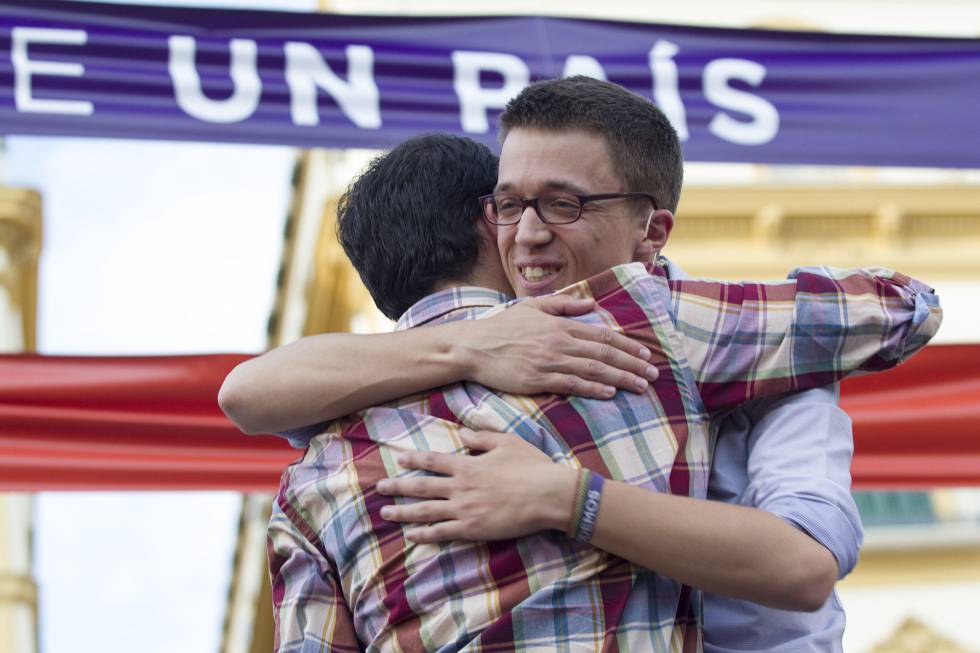 Podemos pide al PSOE que no se equivoque de adversario Podemos pide al PSOE que no se equivoque de adversario
