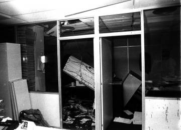 Dependencias de EL PAÍS tras la explosión de la carta-bomba que causó la muerte en 1978 del conserje Andrés Fraguas