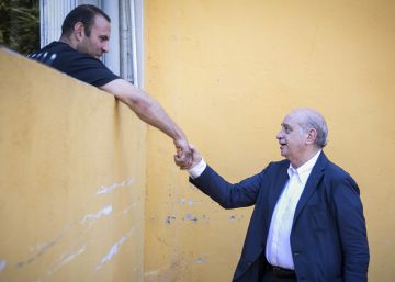 La ‘policia patriòtica’ li esclata al Govern central en plena campanya electoral