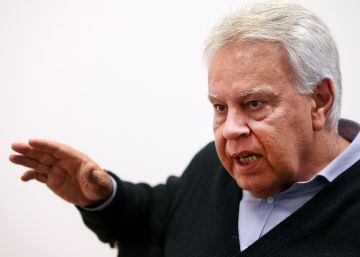 González propone al PSOE que acepte negociar con Rajoy González propone al PSOE que acepte negociar con Rajoy