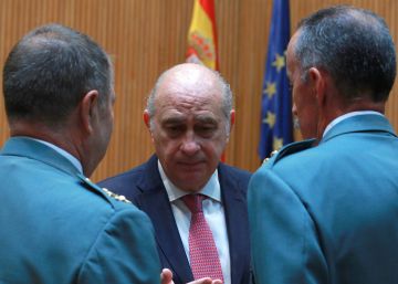 El PSOE pedirá al Congreso una comisión para investigar al ministro Fernández Díaz El PSOE pedirá al Congreso una comisión para investigar al ministro Fernández Díaz