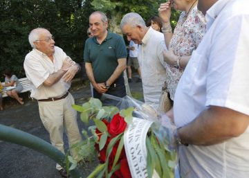 Los socialistas despiden a José Ramón Recalde como “un maestro y un ejemplo”