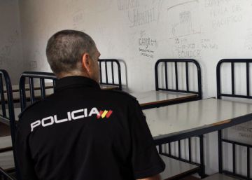 España expulsó a 10.600 extranjeros en 2015