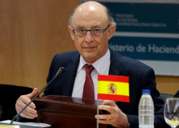 Los españoles culpan del fraude fiscal a la falta de controles y el paro Los españoles culpan del fraude fiscal a la falta de controles y el paro