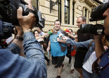 EH Bildu inicia la pelea legal para mantener la candidatura de Otegi EH Bildu inicia la pelea legal para mantener la candidatura de Otegi