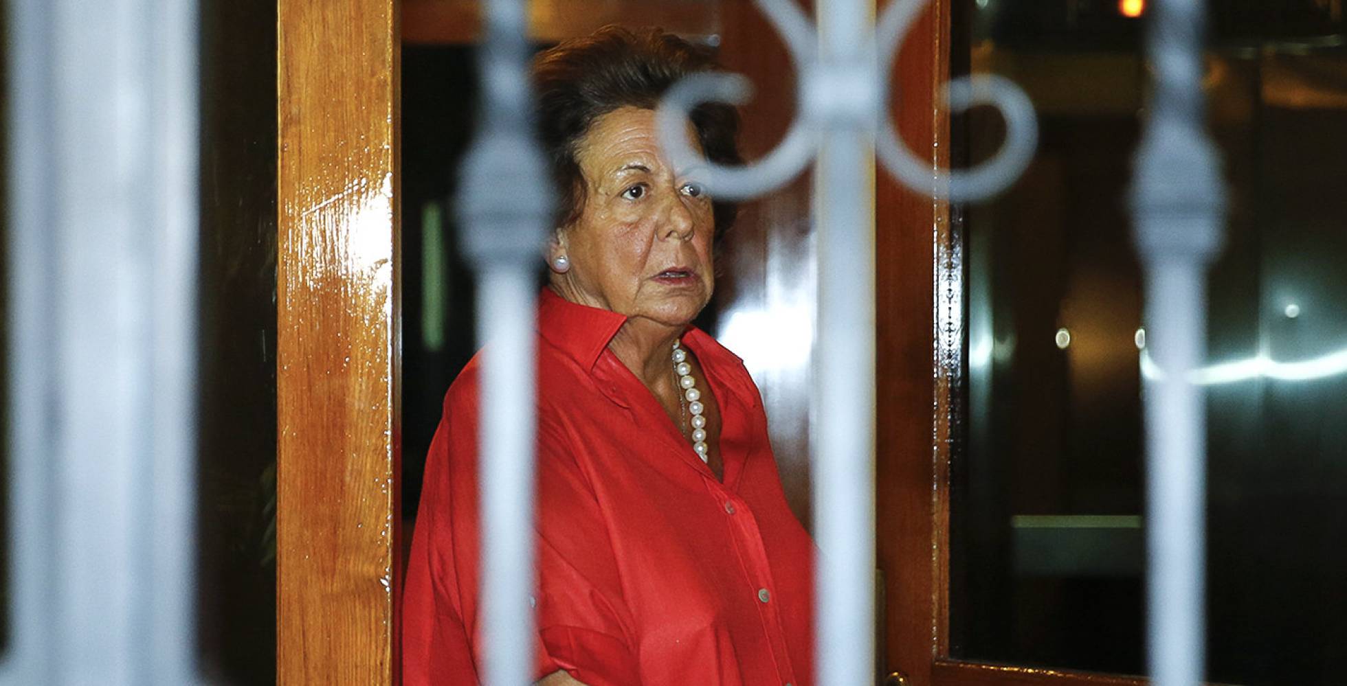 Rita Barberá a la salida de su casa este miércoles. Rita Barberá a la salida de su casa este miércoles.