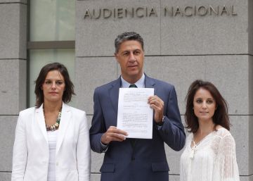 El PP denuncia a la CUP por la quema de fotos del Rey El PP denuncia a la CUP por la quema de fotos del Rey