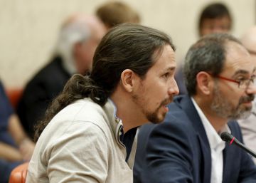 Iglesias y Errejón se enfrentan por la estrategia y el futuro de Podemos Iglesias y Errejón se enfrentan por la estrategia y el futuro de Podemos