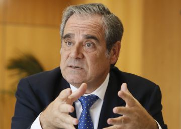 “Pese a la crisis, en 2015 se abrió una farmacia al día” “Pese a la crisis, en 2015 se abrió una farmacia al día”