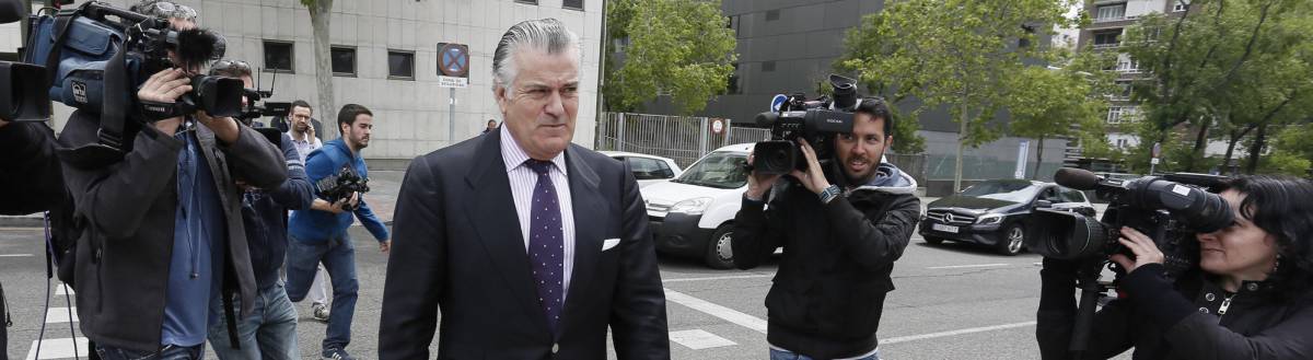 Luis Bárcenas saliendo de los juzgados de Plaza de Castilla. Luis Bárcenas saliendo de los juzgados de Plaza de Castilla.