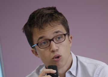 Podemos se atribuye un papel clave en el origen de la crisis del PSOE Podemos se atribuye un papel clave en el origen de la crisis del PSOE