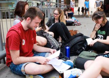 Familias y alumnos, en huelga contra las reválidas educativas