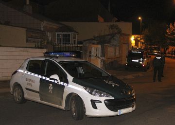 Un hombre vigilado por maltrato mata a hachazos a su exmujer y se ahorca en León