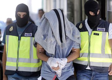 Quatre detinguts per pertànyer a Estat Islàmic
