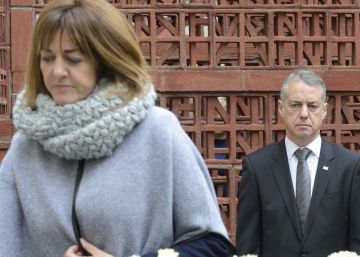 El PNV y los socialistas pactan ampliar el Estatuto sin abandonar la legalidad