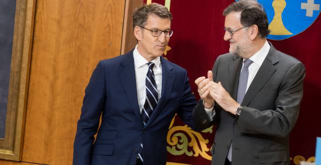 Alberto Nuñez Feijóo y Mariano Rajoy.