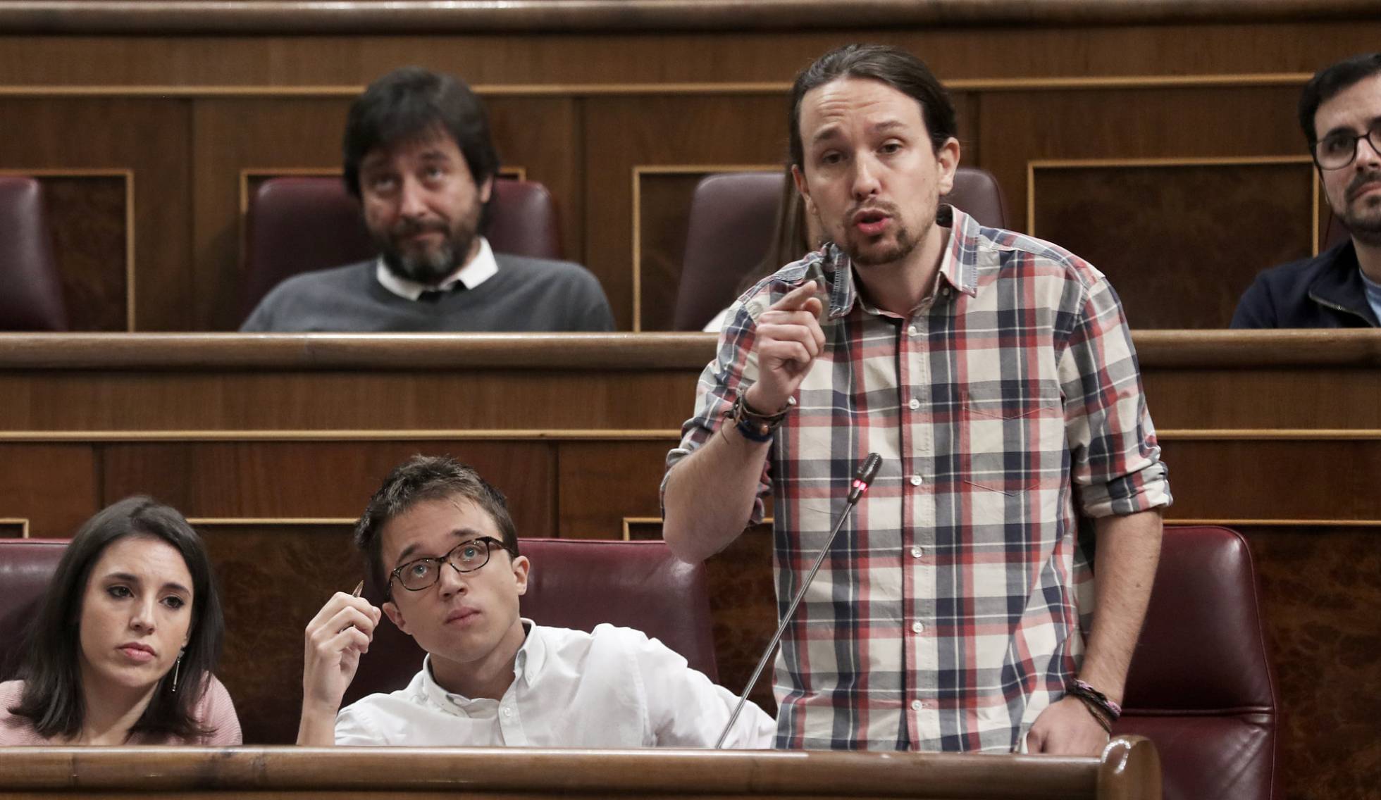 Pablo Iglesias, Íñigo Errejón e Irene Montero, este miércoles en el Congreso. Pablo Iglesias, Íñigo Errejón e Irene Montero, este miércoles en el Congreso.