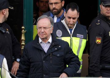 El jutge Pedraz deixa en llibertat sota fiança el líder de Manos Limpias
