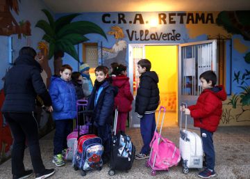 Pocos niños y maestros cercanos, el secreto de una escuela de pueblo