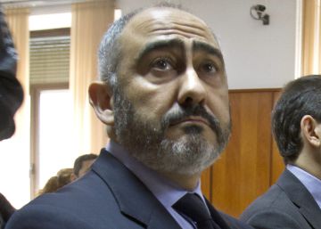 El exdelegado de la Zona Franca de Cádiz llega a España para cumplir su condena El exdelegado de la Zona Franca de Cádiz llega a España para cumplir su condena