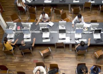 Los alumnos reciben casi un 7% menos en becas que en 2011