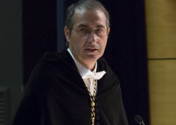 Un nuevo caso sitúa al rector de la Rey Juan Carlos como plagiador y plagiado Un nuevo caso sitúa al rector de la Rey Juan Carlos como plagiador y plagiado
