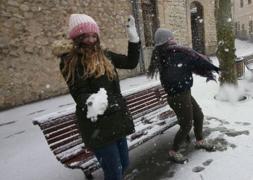 Alerta roja por nieve en Alicante y Valencia