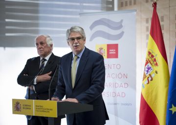 Exteriores deja el más prestigioso ‘think tank’ catalán por su giro soberanista