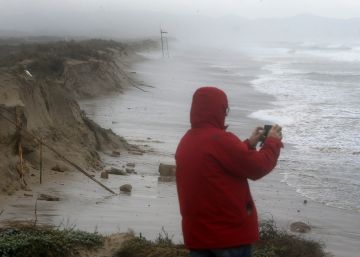 Carreteras cortadas por el temporal en la Comunidad Valenciana, Baleares y Aragón Carreteras cortadas por el temporal en la Comunidad Valenciana, Baleares y Aragón