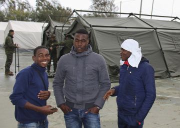 Ceuta reconoce una “situación extraordinaria” en el control de la valla