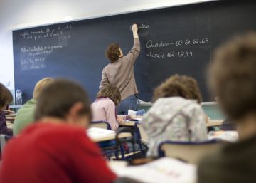 Siete comunidades aplazan las oposiciones de docentes por el bloqueo de los Presupuestos Siete comunidades aplazan las oposiciones de docentes por el bloqueo de los Presupuestos